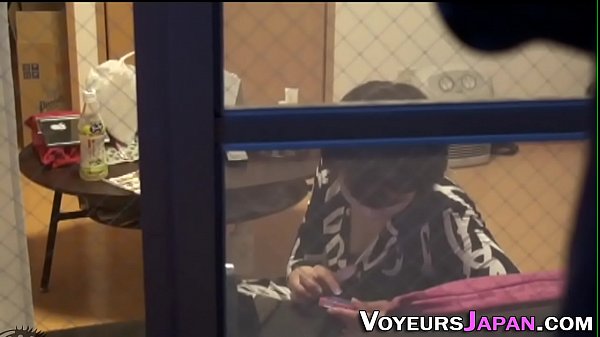Jari-jari liar gadis Jepang saling merangsang