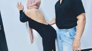 Seduced by my friend’s sexy mom