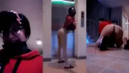 ABG TikTok viral cantik pamer tubuh seksi di lorong apartemen