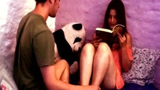 BF nakal ngegas dan ngewein cewek seksi-nya sampe meringis.
