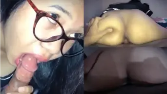 POV: Ngewe doi berkacamata, montoknya bikin ngaceng sekeras besi