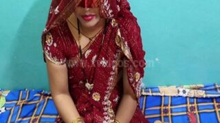 Seorang istri bayar kontrakan suami dengan ngewe temennya sendiri.