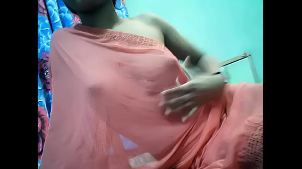 Tonton cewek desi goyang-goyang montok, ngentot di depan kamera