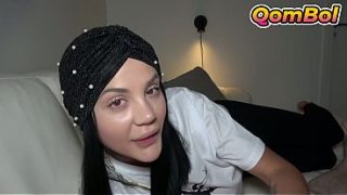 Ngencengin Seru Bareng Kakak Tiri Berhijab Turki, Elnaz