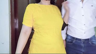 Kakak tiri ngewe adik tiri di kamar kos kampus, makin greget makin panas.