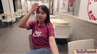 Bokep Indo paling baru – Cewek mahasiswi Indo lagi ngetren selingkuh pas janjian makan siang, kontol dimasukin ke memek sampe crot dalam.
