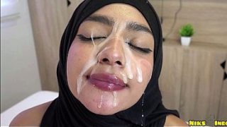 Hijab cewek abg digenjot brutal sampe crot di mana-mana