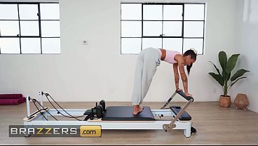 BRAZZERS – Ryan Reid Dimakilin Sama Kontol Besar Victor Ray Sampe Muncrat Pas Fitness Bareng