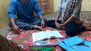 Cewek India paling bejat, Kavita si murid teladan digebukin habis-habisan pake bahasa Hindi