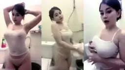 Nonton langsung mandi Babyfe, basah kuyup bikin gregetan.