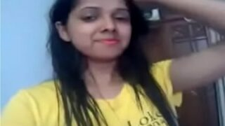 Video cewek desi kesepian colok memek sampe basah