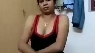 Video MMS cewek India montok polos, badan seksi full bugil
