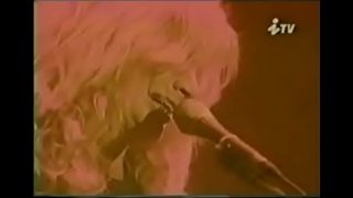 Konser Megadeth di Seoul, Korea 1998 bikin cewek-cewek basah kuyup.