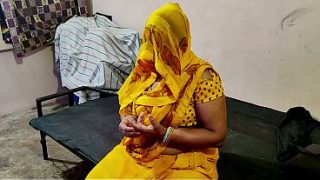 Cewek India tua digenjot abis-abisan, makin liar makin nikmat.