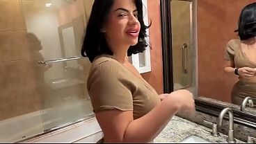 Ibu tiri latin montok ngidam ngentot ~ Lissa Aires ~ Fantasi rumah tangga ~ Scott Stark