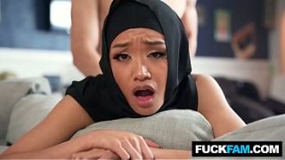 HIJABI DikenaLIN ke Budaya AMERIKA, Jade Kimiko & Parker Ambrose Mainin Tubuh
