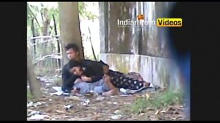 Tonton video cewek desi ngeseks di luar sama pacar, bikin makin panas!