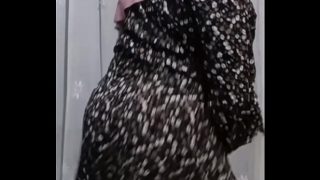 Bu guru hijab viral goyang tanpa sehelai benang, bikin malu semua.
