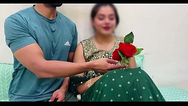 Dia minta kado ultah dari kakak iparnya adalah pengalaman pertama ngewe bareng dia.