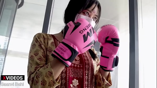 Gadis Petarung UFC Desi Pukul Kayak Ahli, Bikin Ngilu dan Greget!