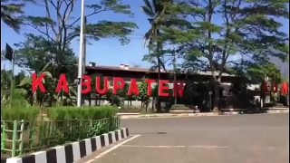 Goyang goyang Thailand bikin makin panas, goyangannya bikin ngilu di sela-sela