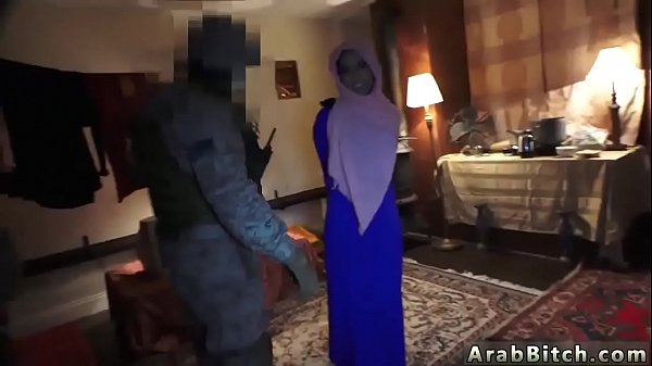 Ngentot cewek lokal kerja di Dubai, siap digebukin kapan aja.
