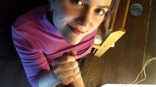 Video bokep Rusia rumahan, alur cerita jelek, tapi ngewe dalem tenggorokan mantap.