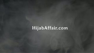 HR Gadis Arab Dikeroyok Teman Kantor Sampai Nangis Nikmat