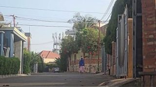 WTF MAMA ARAB NGE COLMEK DI LUAR RUMAH DEKET JALAN SAMPE BELEK