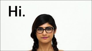 Lihatin langsung detail tubuh Arab sempurna gue, MIA KHALIFA, lo pasti ngiler.