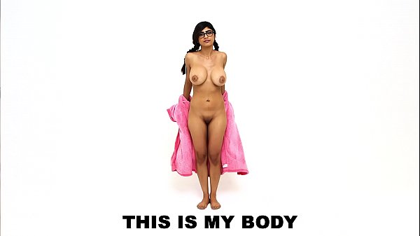 Tonton video kompilasi tubuh seksi Arab Mia Khalifa yang bikin nafsu naik
