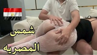Ibu tiri Arab Mesir digenjot habis oleh anak teman dekatnya, crot di dalem sampe muncrat.