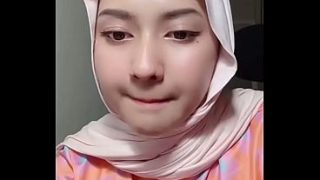 Jilbab live hot, goyang bikin nafsu naik