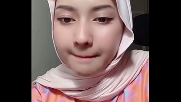 Jilbab live hot, goyang bikin nafsu naik