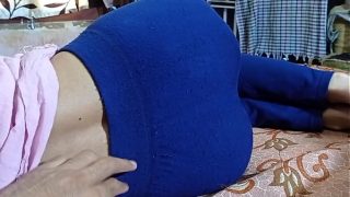 Cewek india manis digenjotin abang tiri sampe crot, close up penuh, suara hindi jelas, video sex desi.